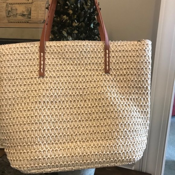 NWT Kim Roger crocheted staw bag - Picture 2 of 4